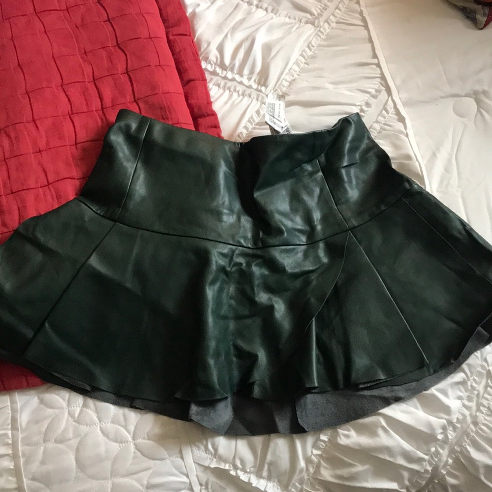 Forever 21 green  vegan leather skirt